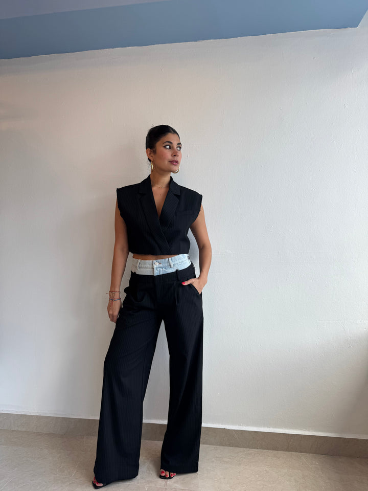 BLACK PANTS