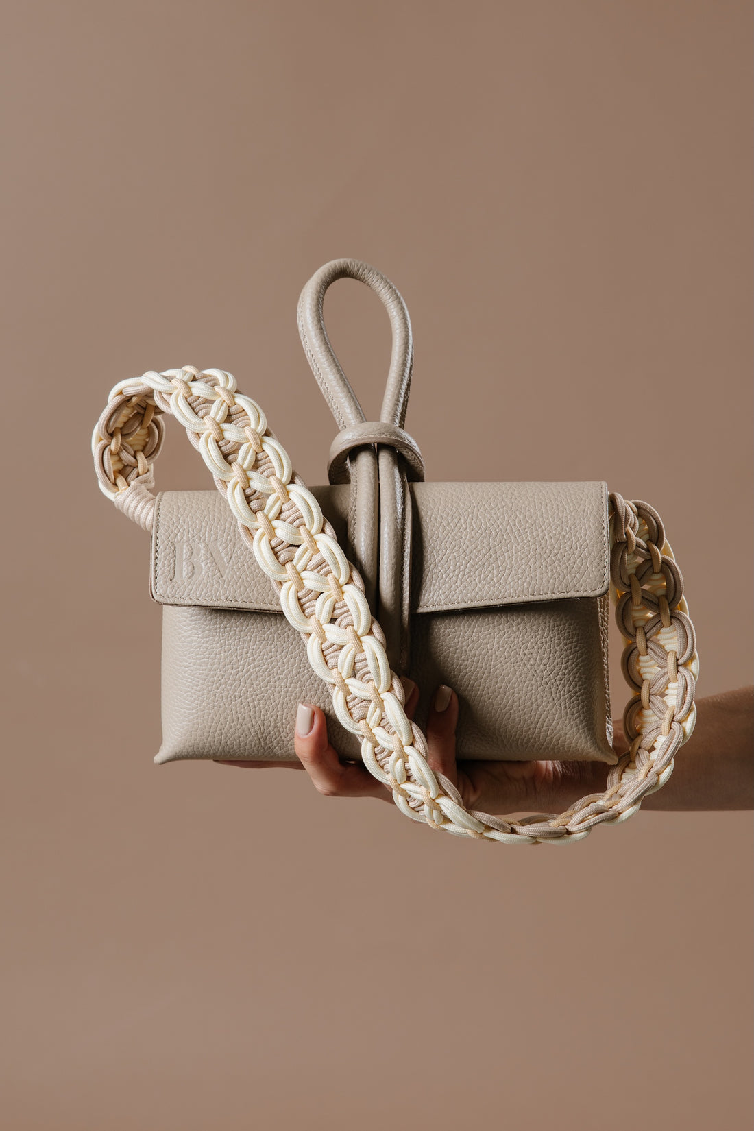 NUDE STRAP