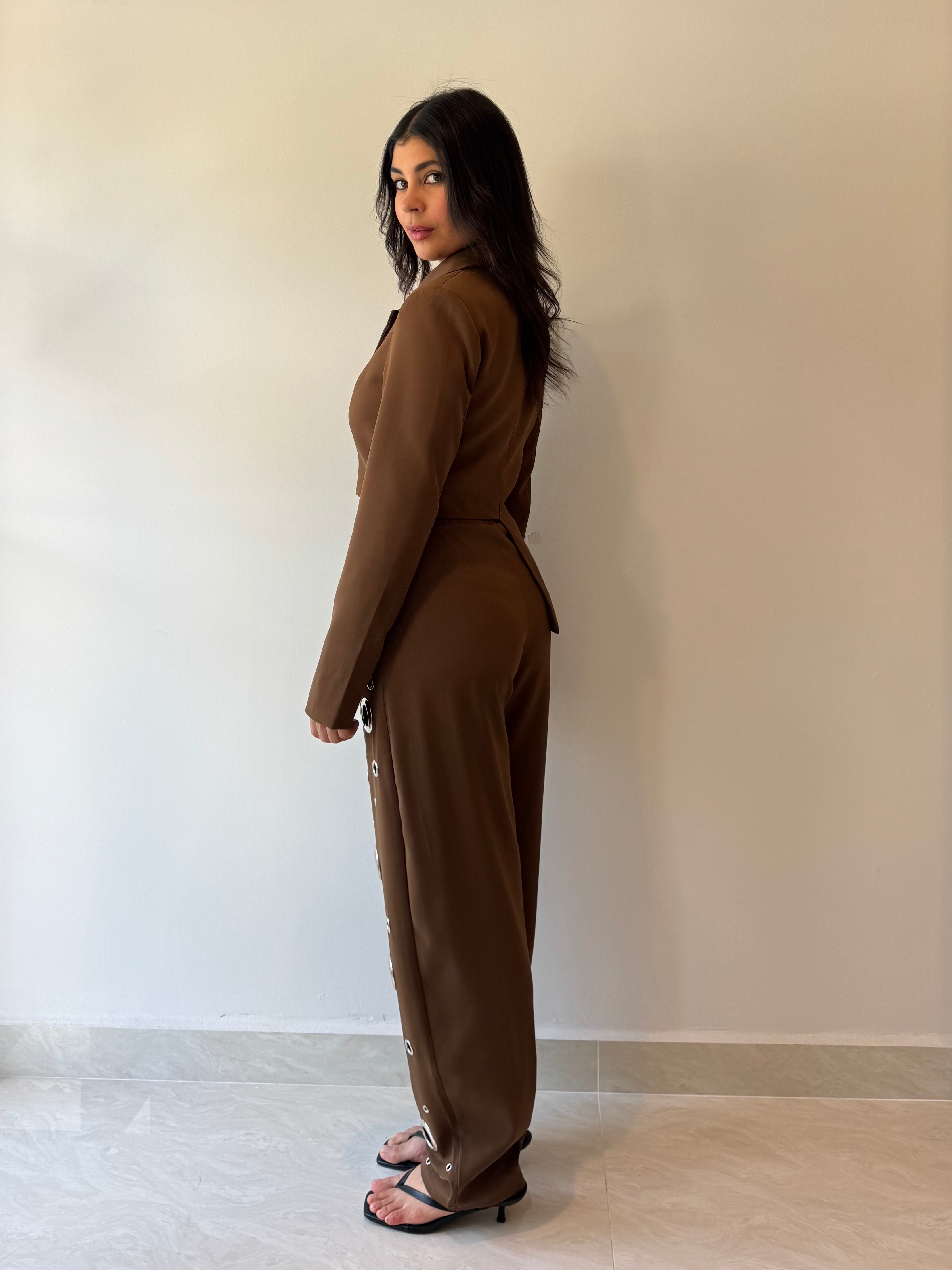 BROWN SET